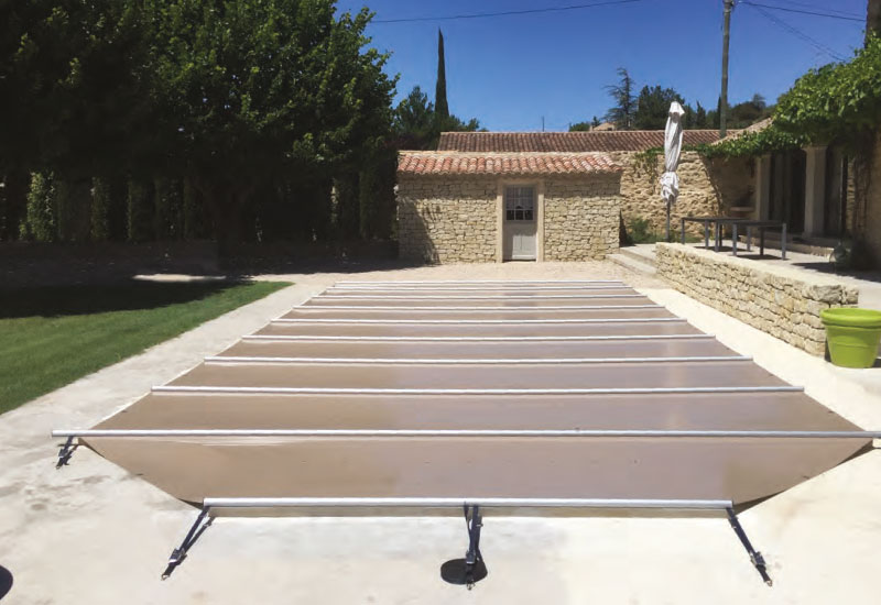 Walu-Pool-Evolution-bar-supported-safety-covers